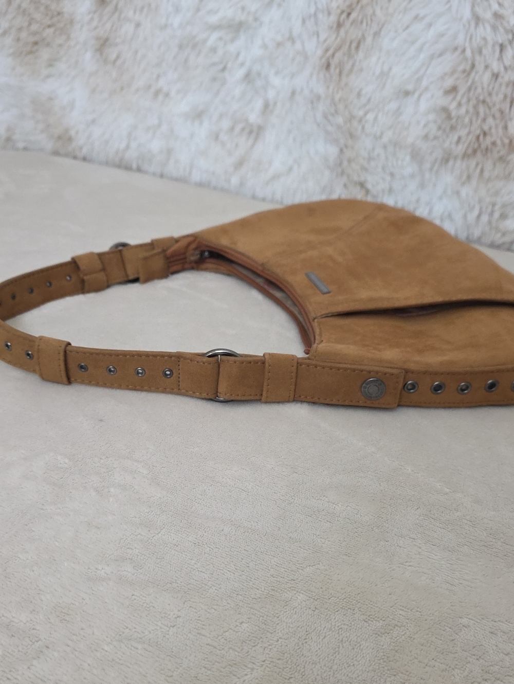 Hot Kiss Brown Faux Suede Mini Shoulder Bag Y2K Adjustable Strap Purse - Picture 6 of 9